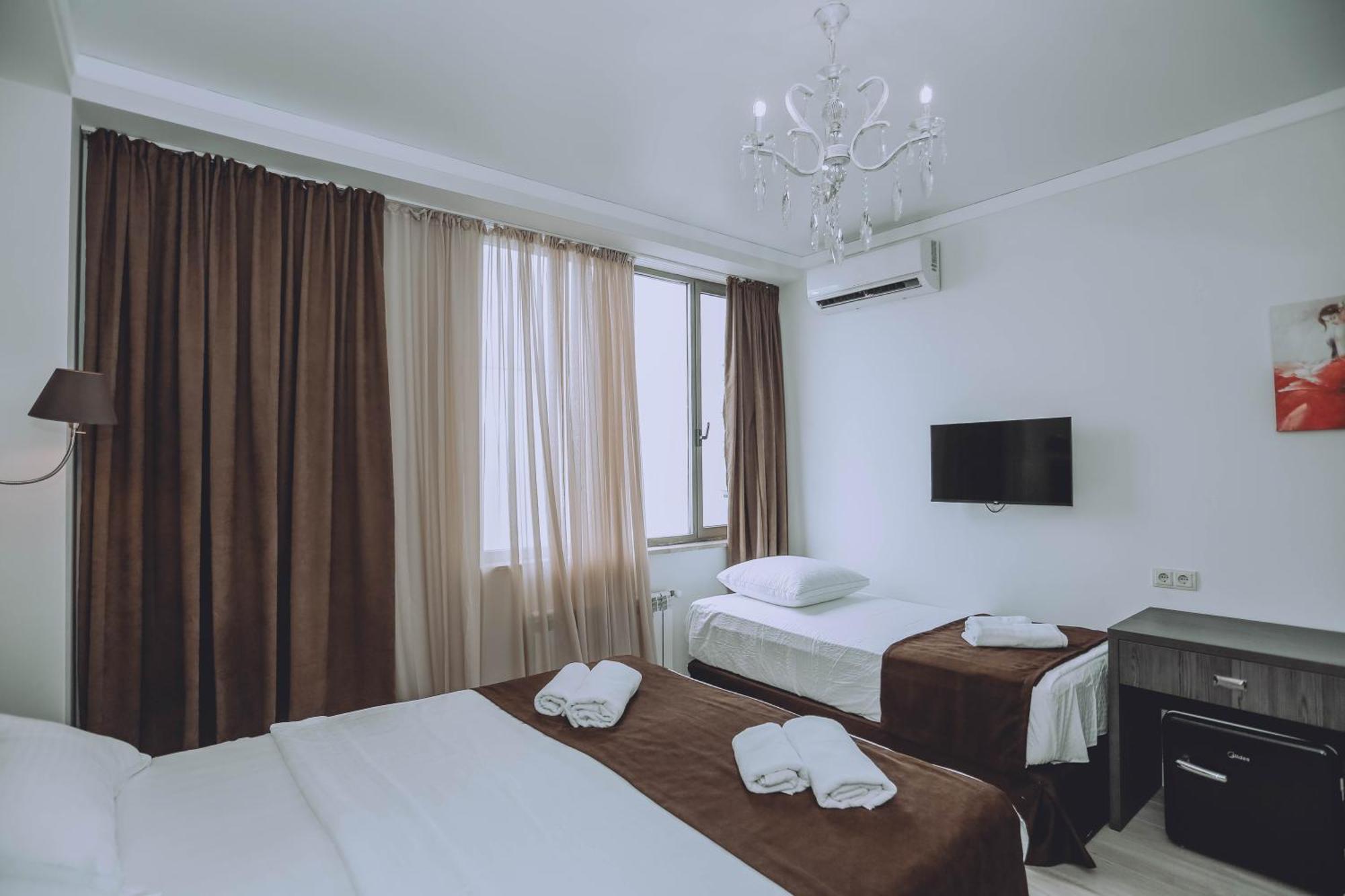 Royal Medis Hotel Batumi Luaran gambar