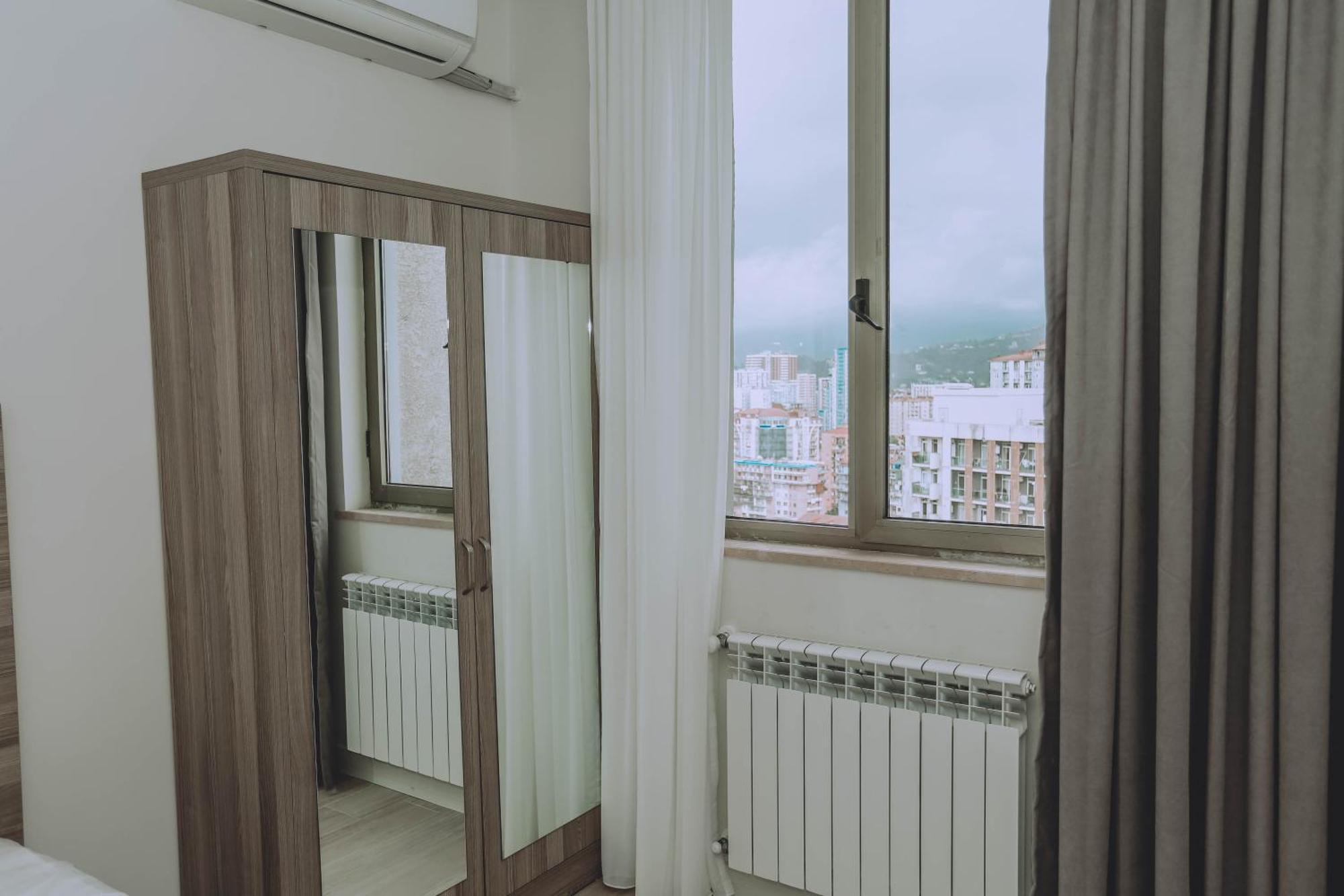Royal Medis Hotel Batumi Luaran gambar
