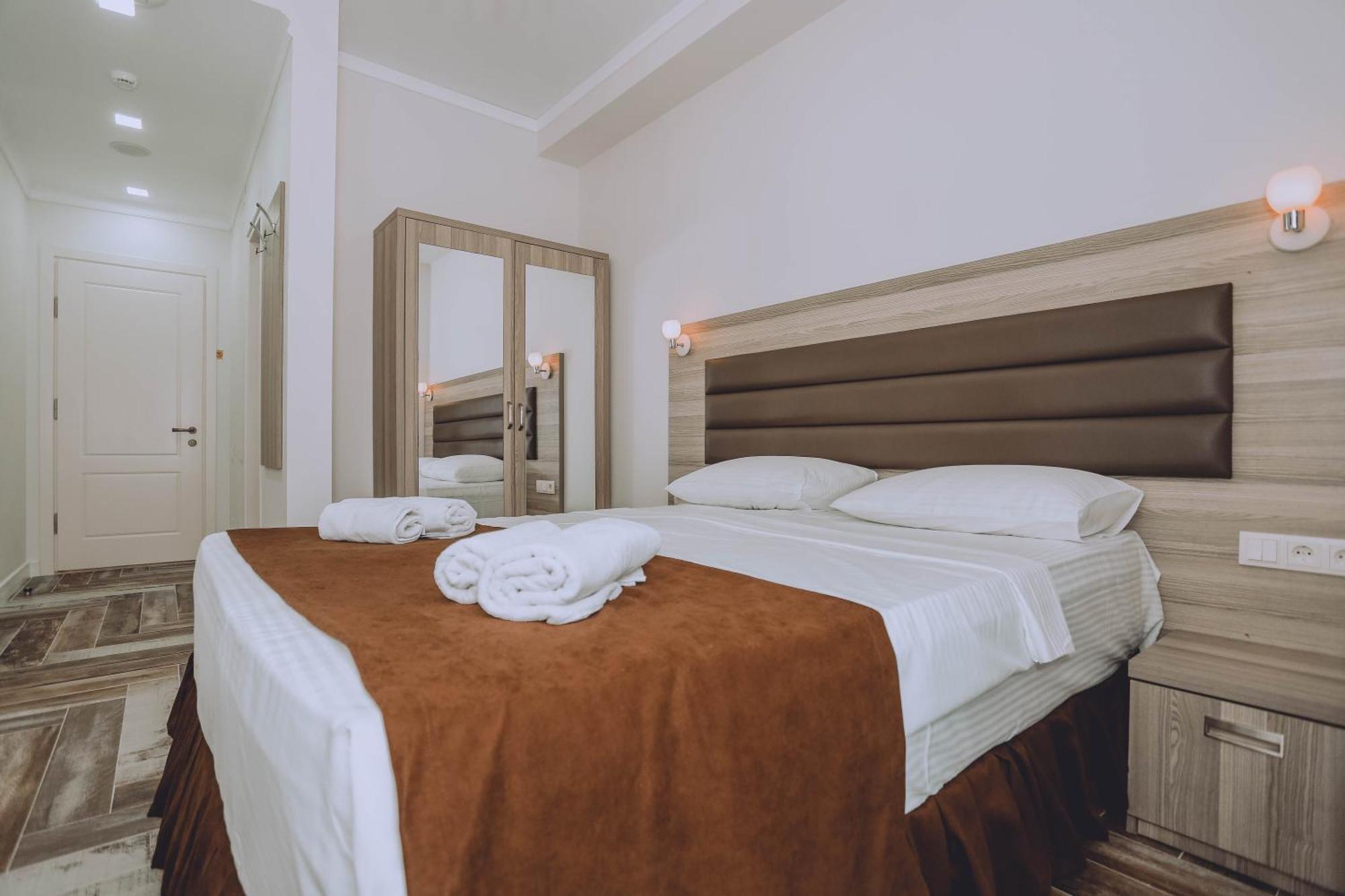 Royal Medis Hotel Batumi Luaran gambar