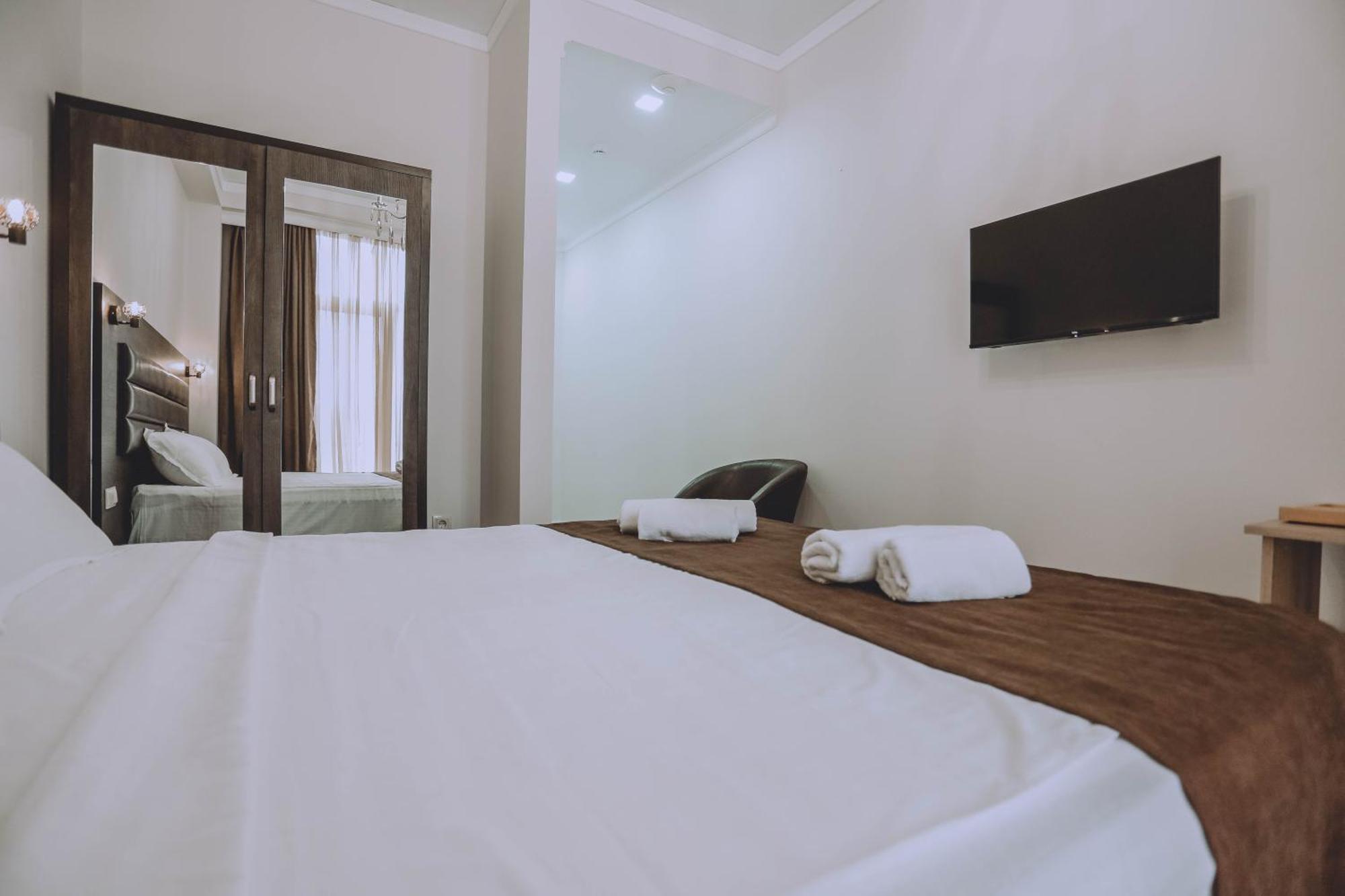 Royal Medis Hotel Batumi Luaran gambar