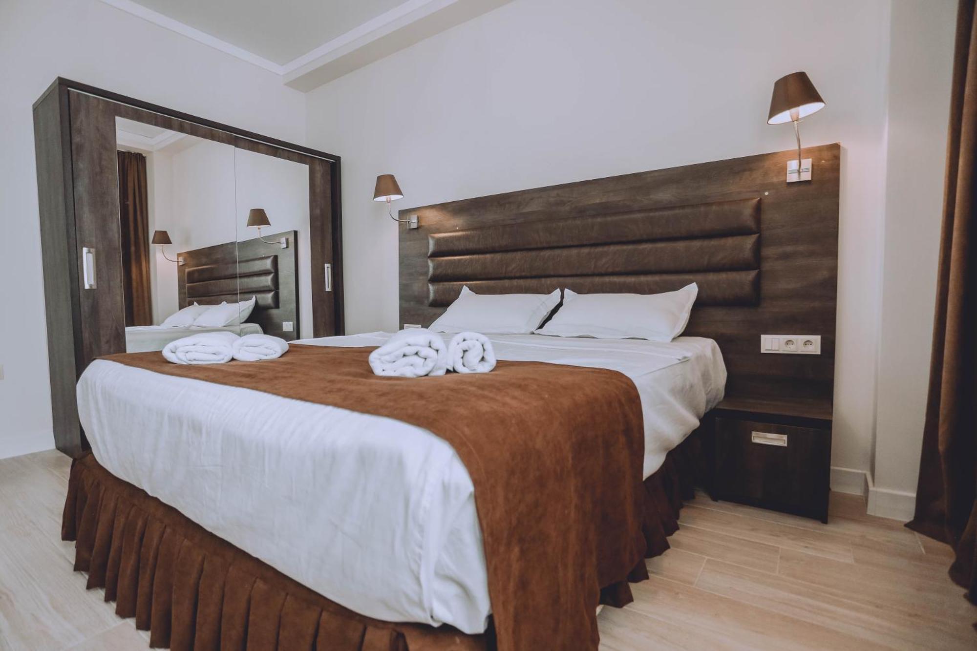 Royal Medis Hotel Batumi Luaran gambar