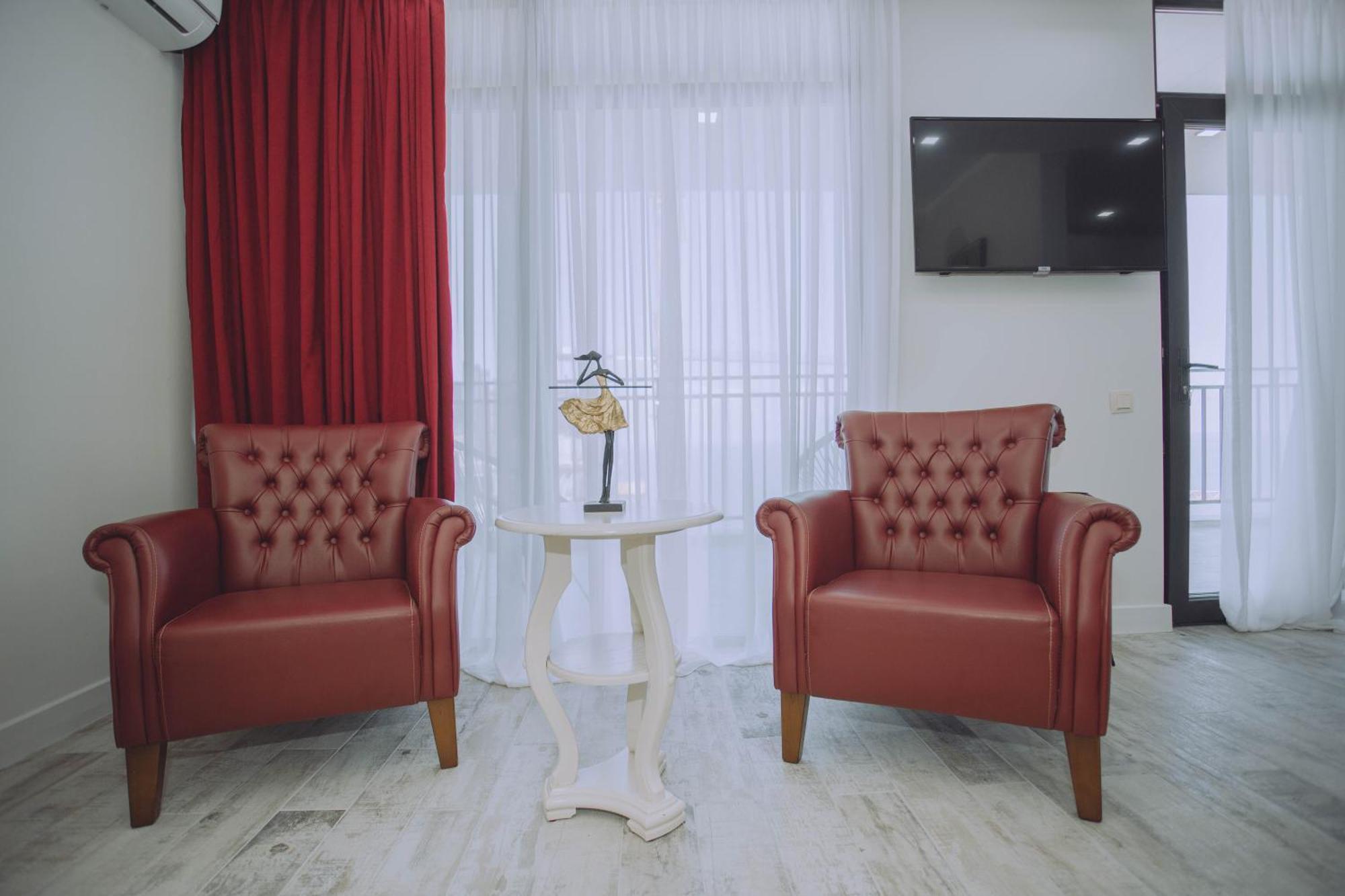 Royal Medis Hotel Batumi Luaran gambar