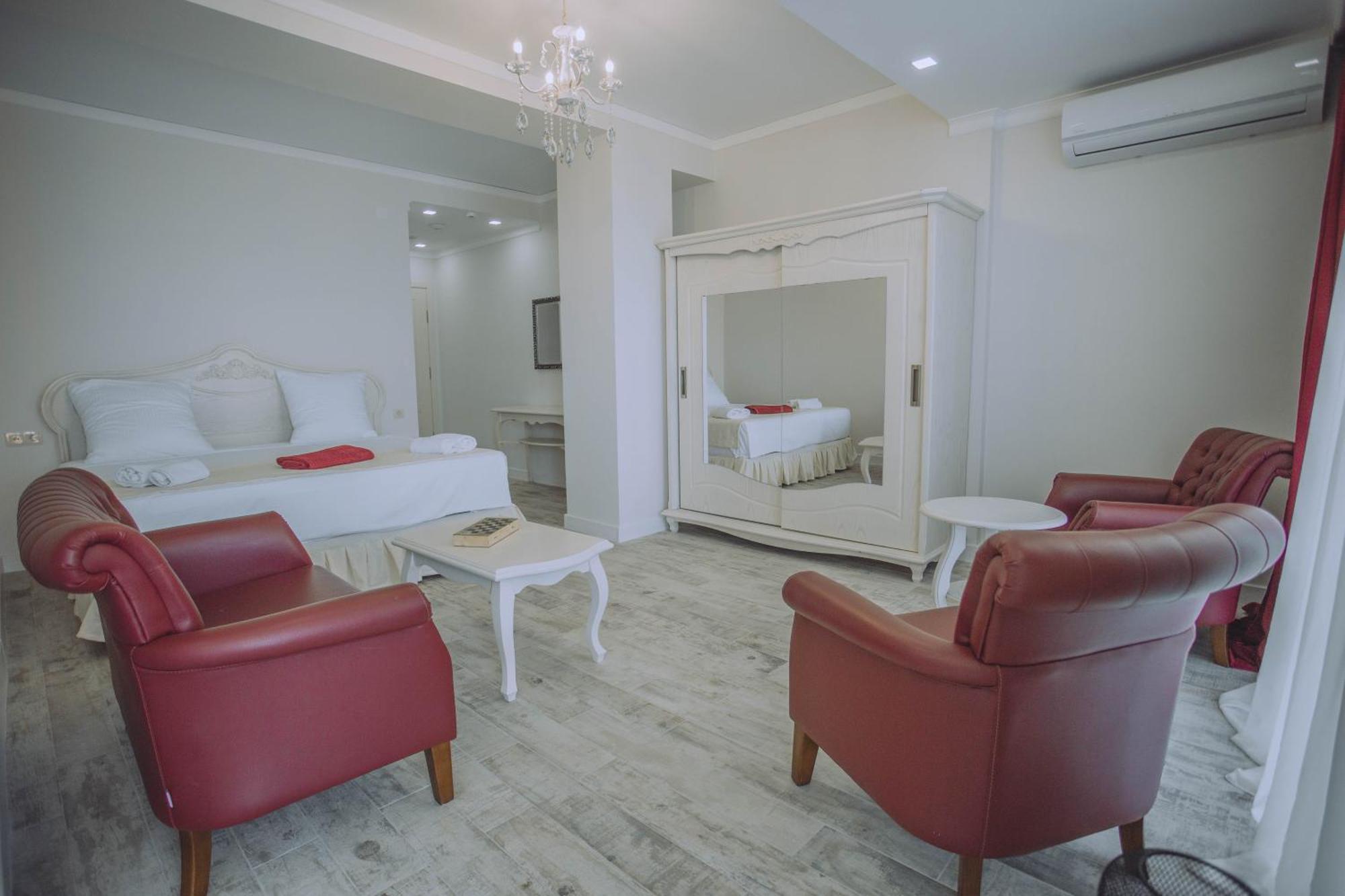 Royal Medis Hotel Batumi Luaran gambar
