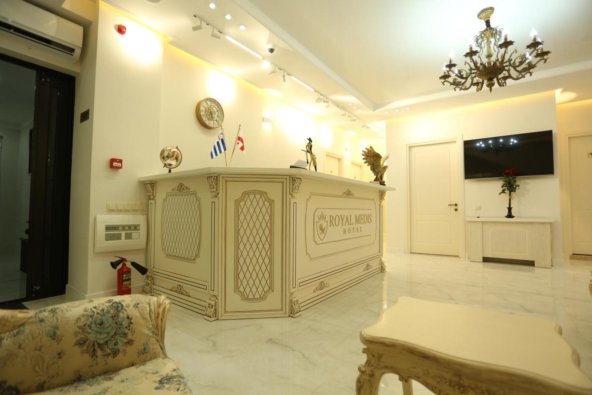 Royal Medis Hotel Batumi Luaran gambar
